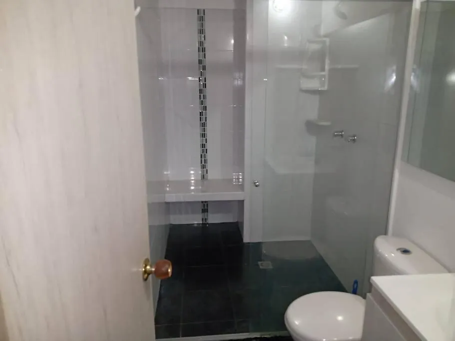 Hermoso Departamento Con Parqueadero Gratuito Medellin Apartment